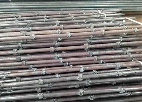 鄢陵隧道钢花管